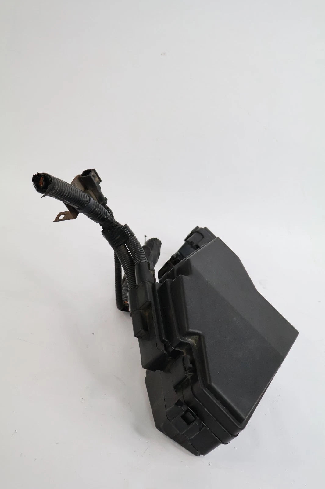 2007-2011 HONDA CR-V 2.4L ENGINE FUSE RELAY BOX COMPARTMENT SWA-0030 OEM FACTORY
