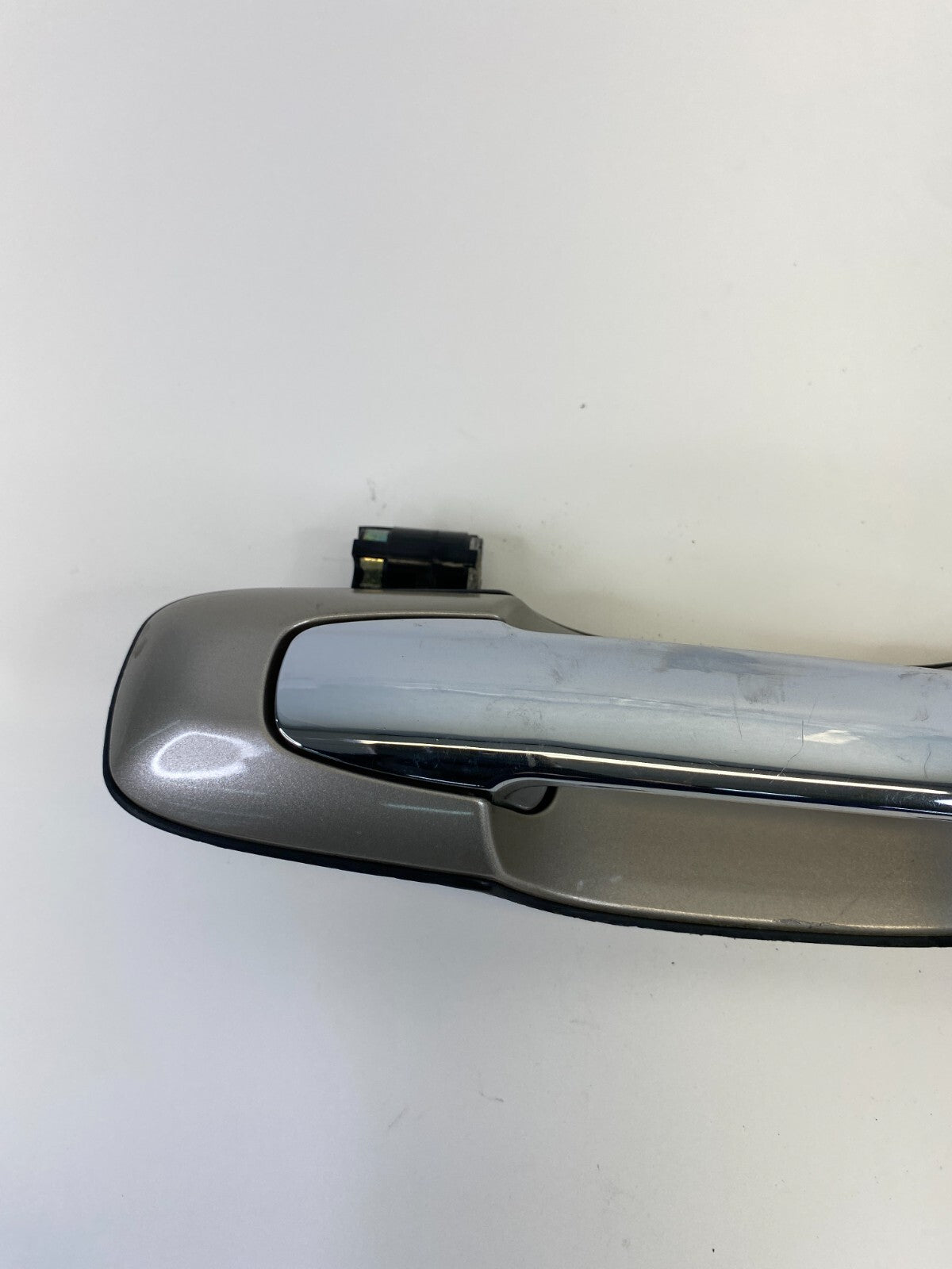2003-2006 Suzuki XL-7 Rear Right Side Exterior Door Handle 82810-65D10 OEM