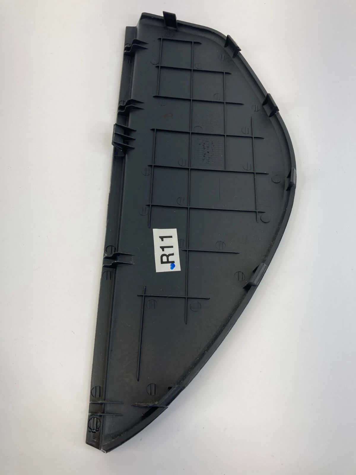 07-11 HYUNDAI ACCENT RIGHT PASSENGER DASH SIDE COVER END CAP TRIM 84726-1E000