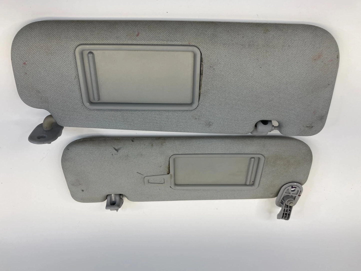 2011-2013 HYUNDAI ELANTRA SEDAN LEFT RIGHT DRIVER PASSENGER SUN VISOR PAIR OEM
