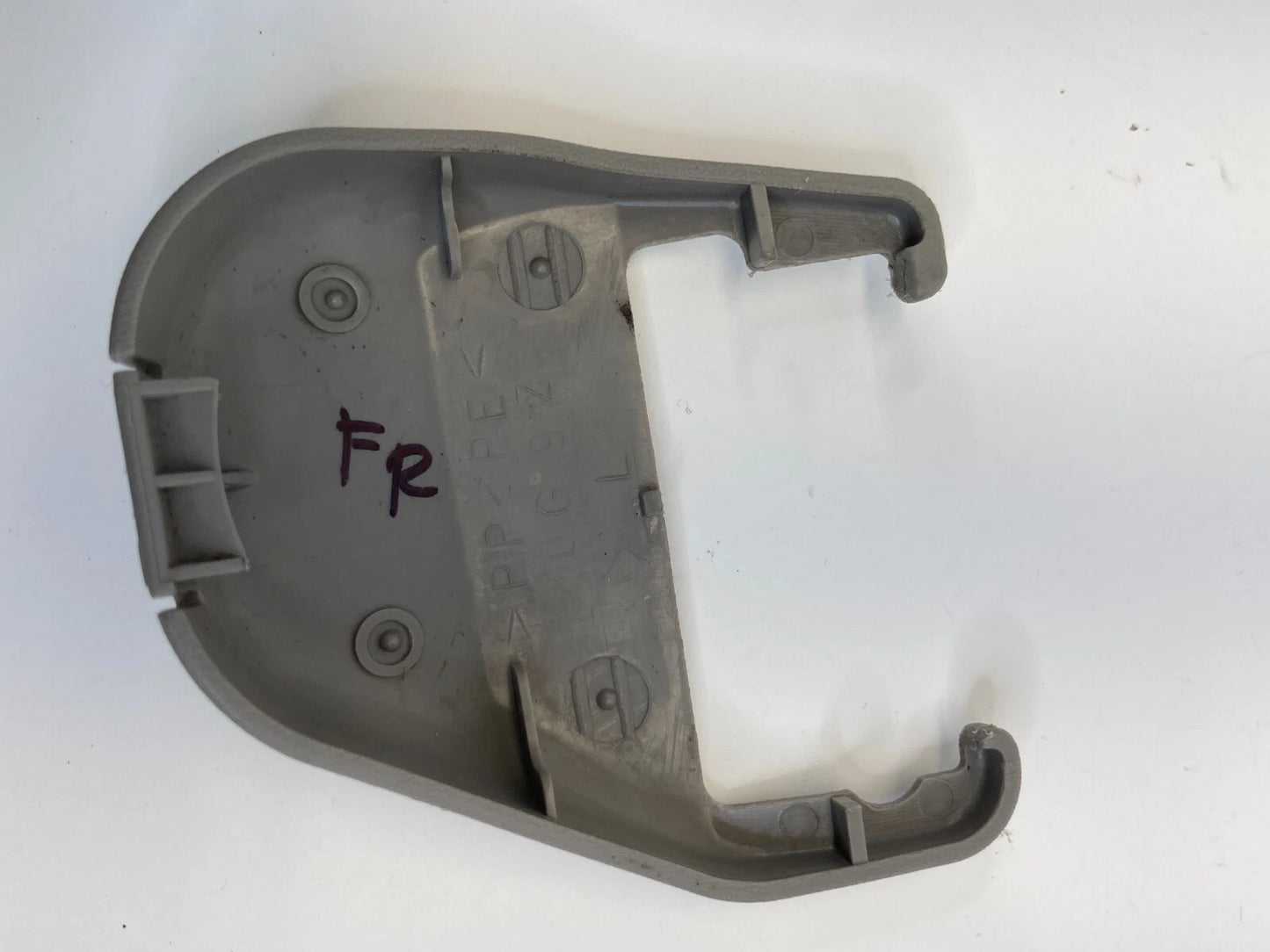 2002 2003 LEXUS ES300 FRONT RIGHT SEAT INNER TRACK END COVER CAP TRIM OEM
