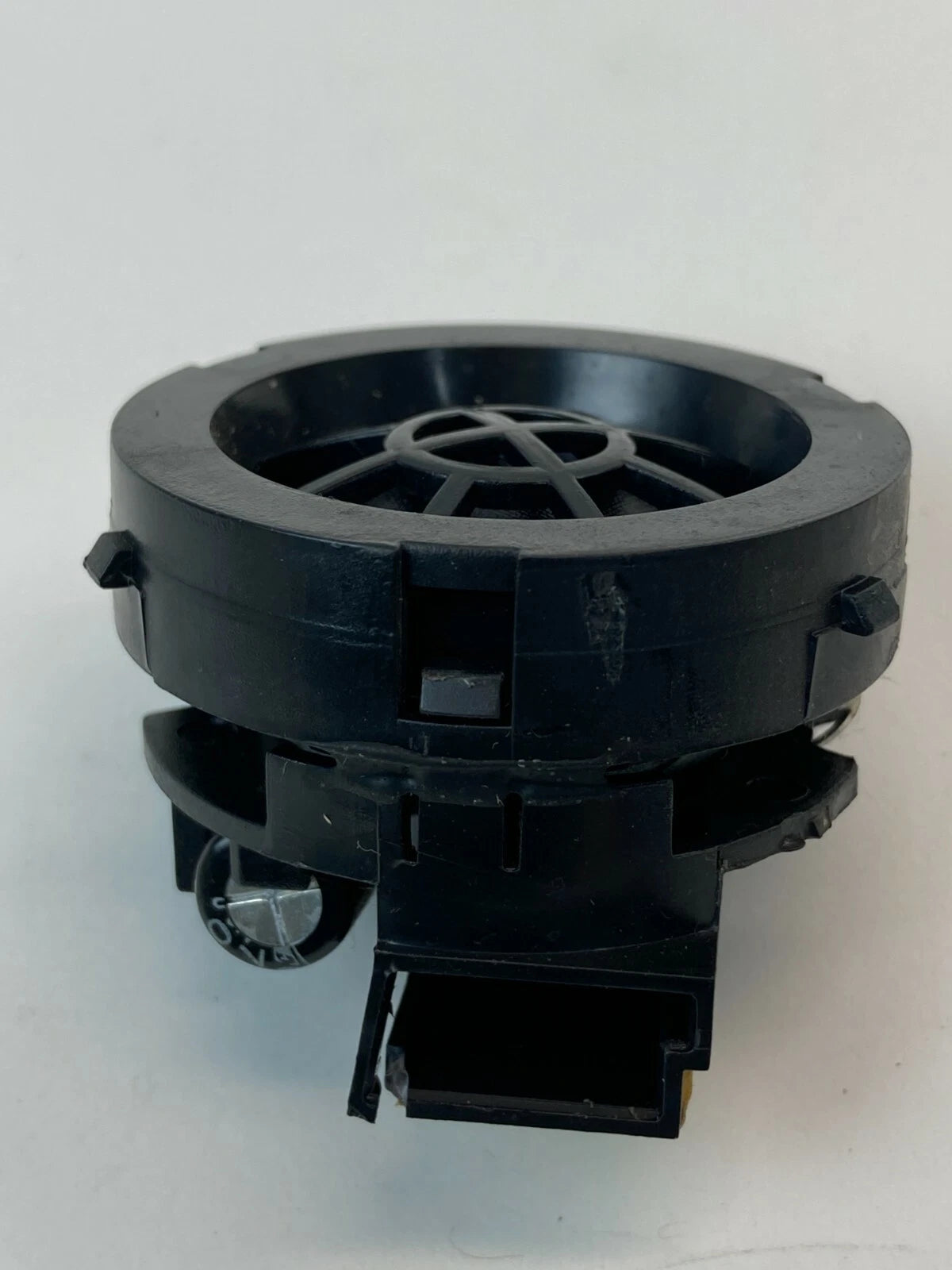12 2012 CHEVROLET SONIC WINDSHIELD PILLAR AUDIO SPEAKER TWEETER 13240946 OEM