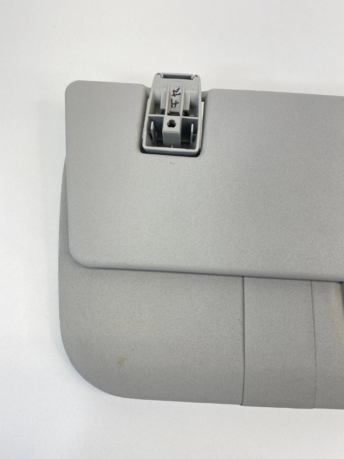 2006-2012 MERCEDES-BENZ R350 R 350 ROOF RIGHT PASSENGER SUNVISOR SUN VISOR OEM