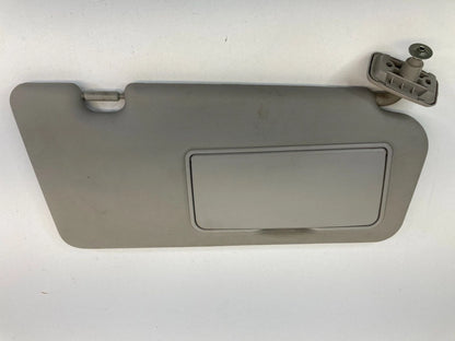 2006-2012 KIA SEDONA 07-10 ENTOURAGE RIGHT PASSENGER SUNVISOR SUN VISOR SHADE