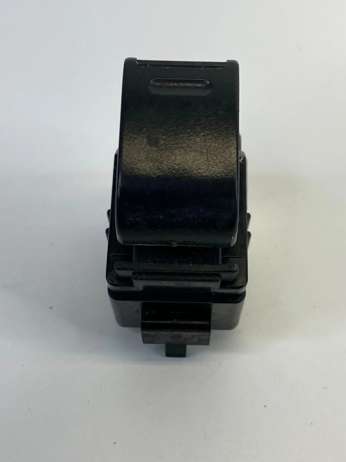 2002-2006 TOYOTA CAMRY 04-09 PRIUS REAR RIGHT SIDE DOOR POWER WINDOW SWITCH OEM