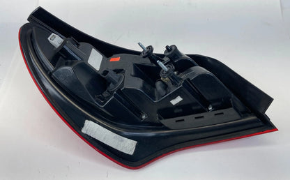 11-14 CHRYSLER 200 CONVERTIBLE REAR RIGHT BACK SIDE TAIL LIGHT TAILLIGHT LAMP