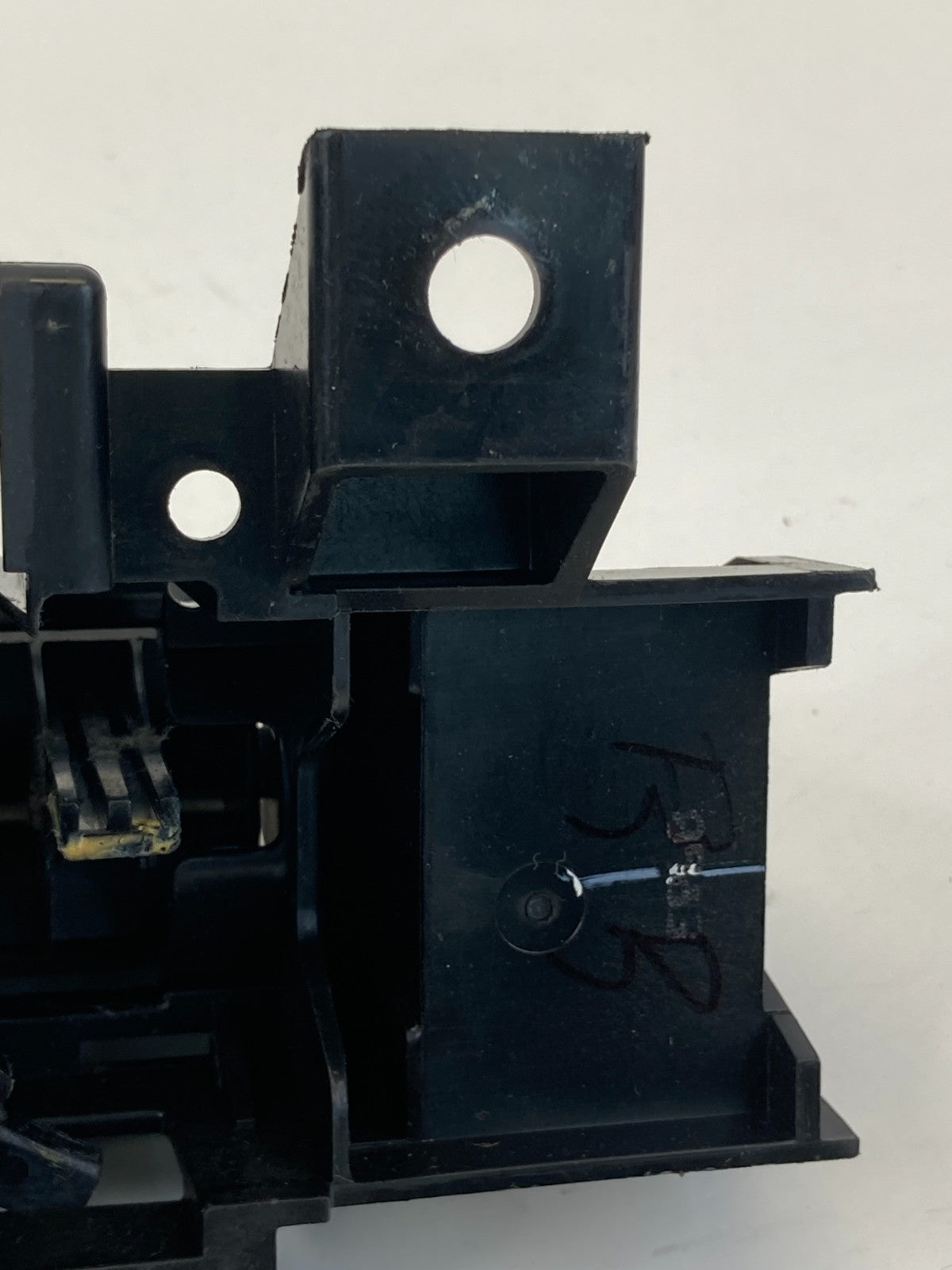 2011-2016 Town & Country Rear Right Side Sliding Tnner Door Handle 1AE30TRMAB