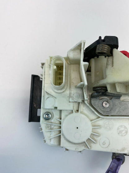 07-09 CALIBER 07-10 COMPASS PATRIOT FRONT RIGHT DOOR LOCK LATCH 04589410AE OEM