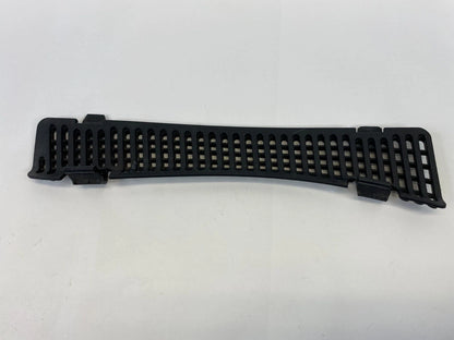 2005-2008 DODGE MAGNUM FRONT RIGHT SIDE COWL PANEL TOP PANEL GRILL GRILLE OEM