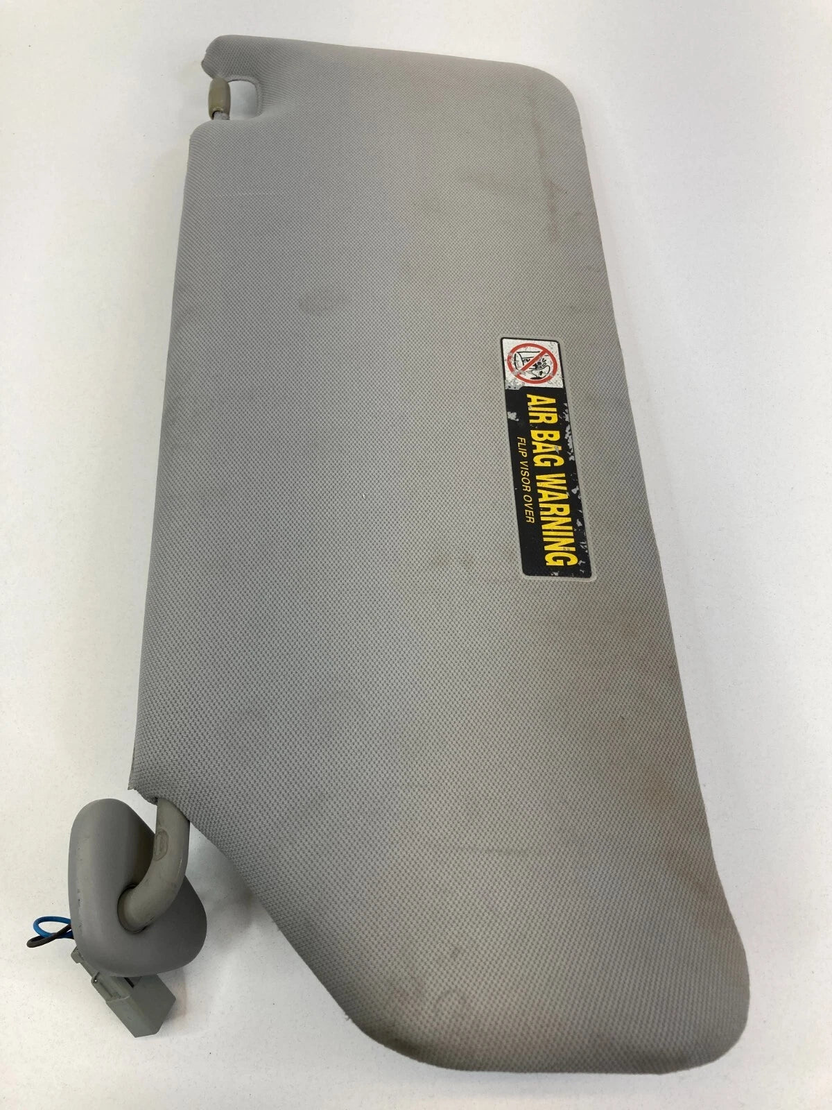 05-07 HONDA ODYSSEY RIGHT PASSENGER SIDE SUNVISOR SUN VISOR SHADE W/ LIGHT OEM