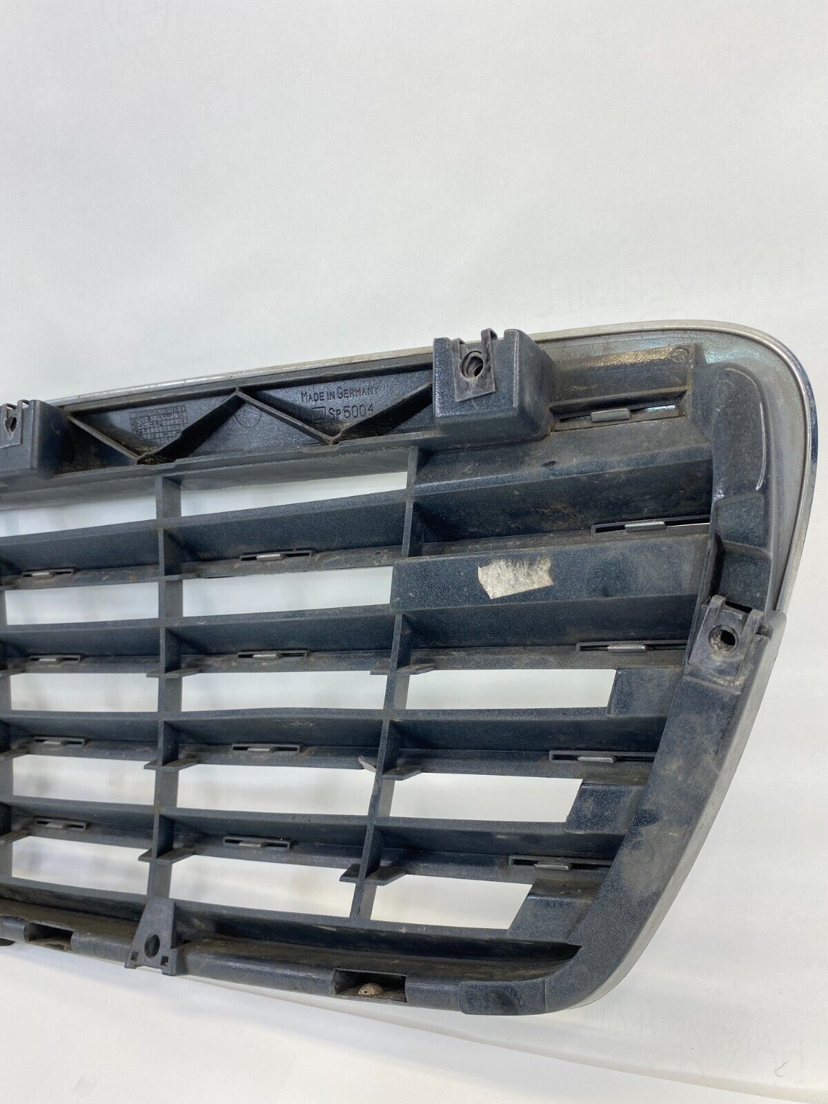 2003-2006 Mercedes-Benz E320 Front Hood Upper Grill Grille A2118800383 OEM