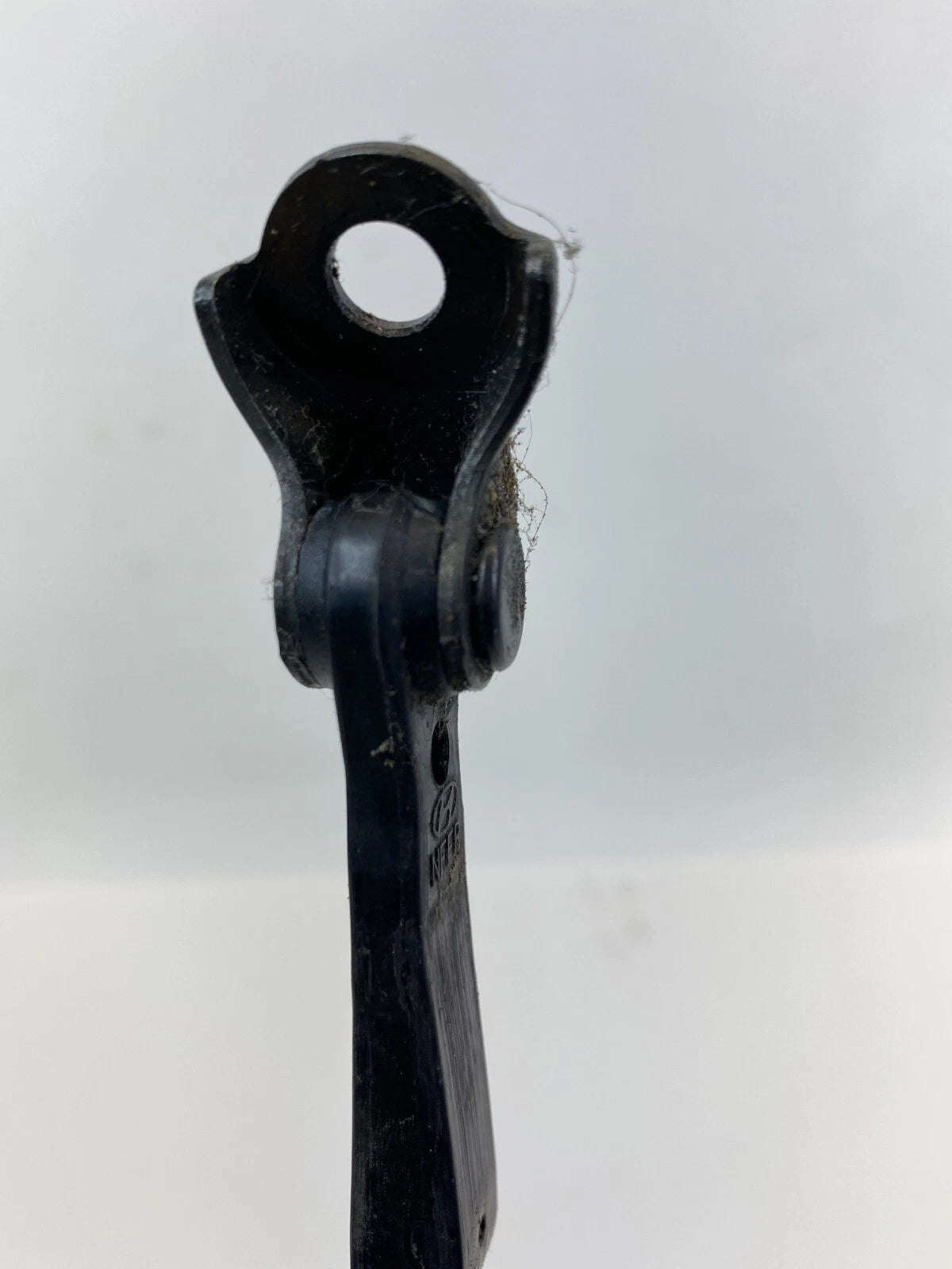 2006-2010 HYUNDAI SONATA FRONT RIGHT SIDE DOOR CHECK CHECKER STOPPER DETENT OEM