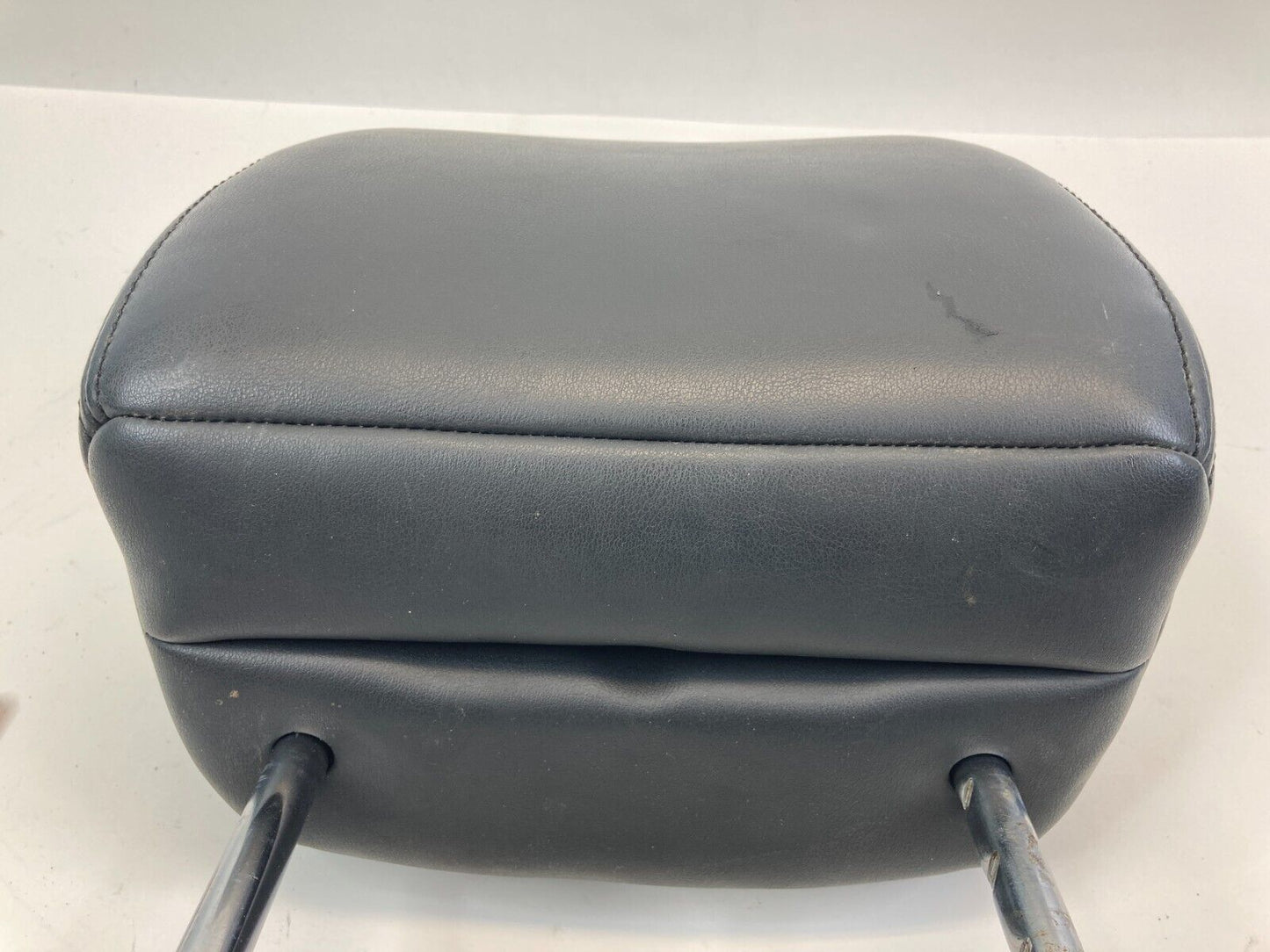 2010-2013 Infiniti G37 Sedan Front Right Seat Headrest Head Rest FR RH OEM