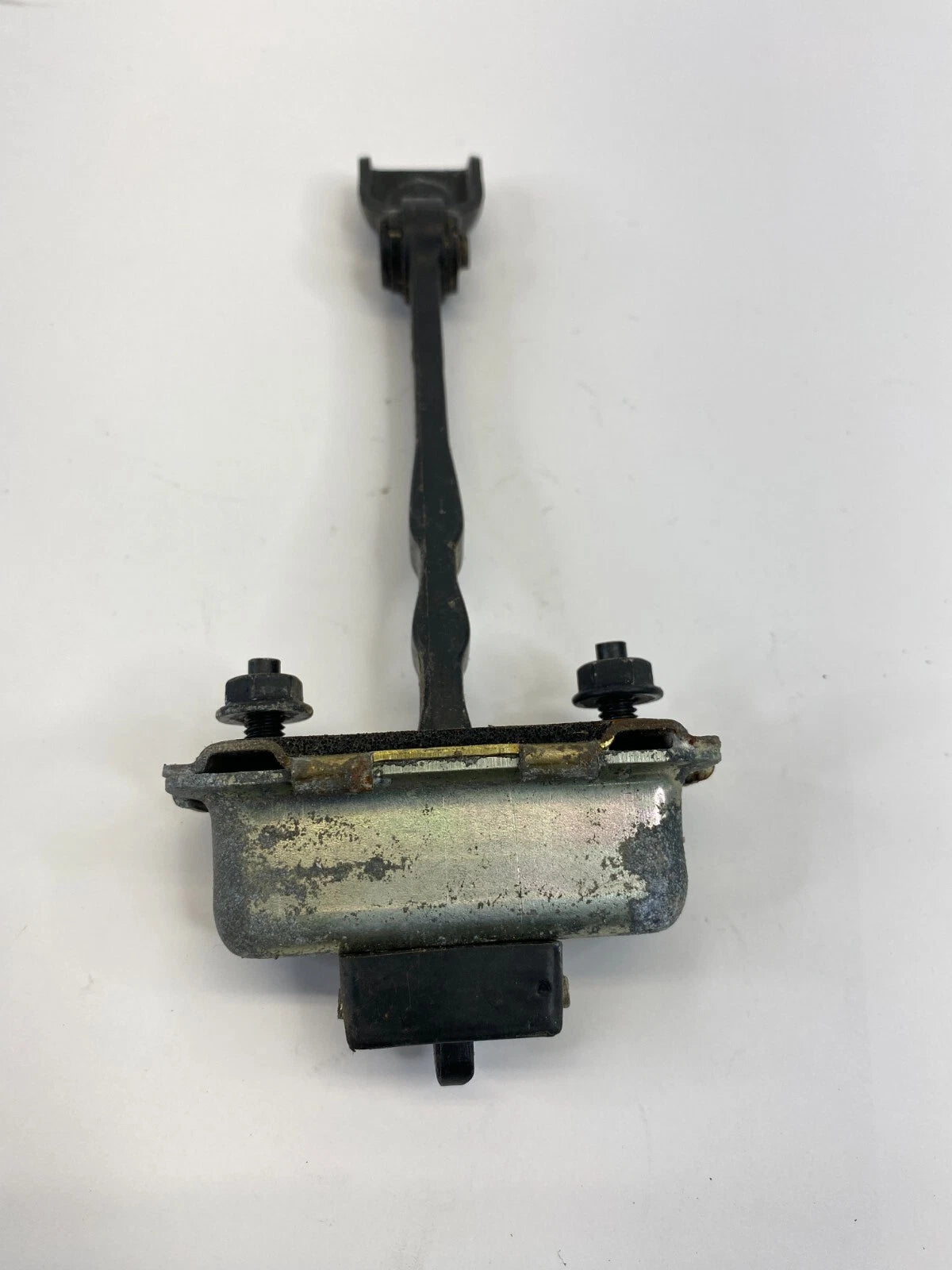2000-2005 DEVILLE REAR LEFT DOOR CHECK CHECKER STOPPER DETENT OEM