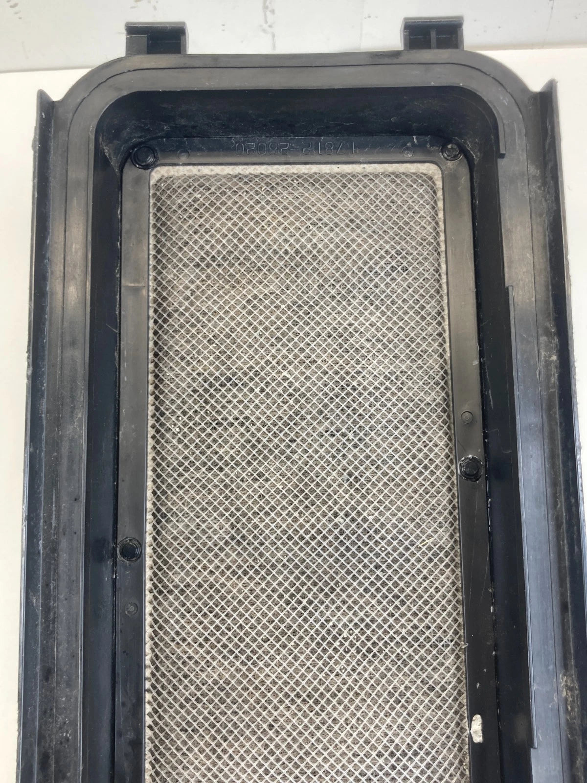2005-2008 TOYOTA COROLLA 1.8L AIR CLEANER INTAKE BOX UPPER COVER 17812-28020 OEM