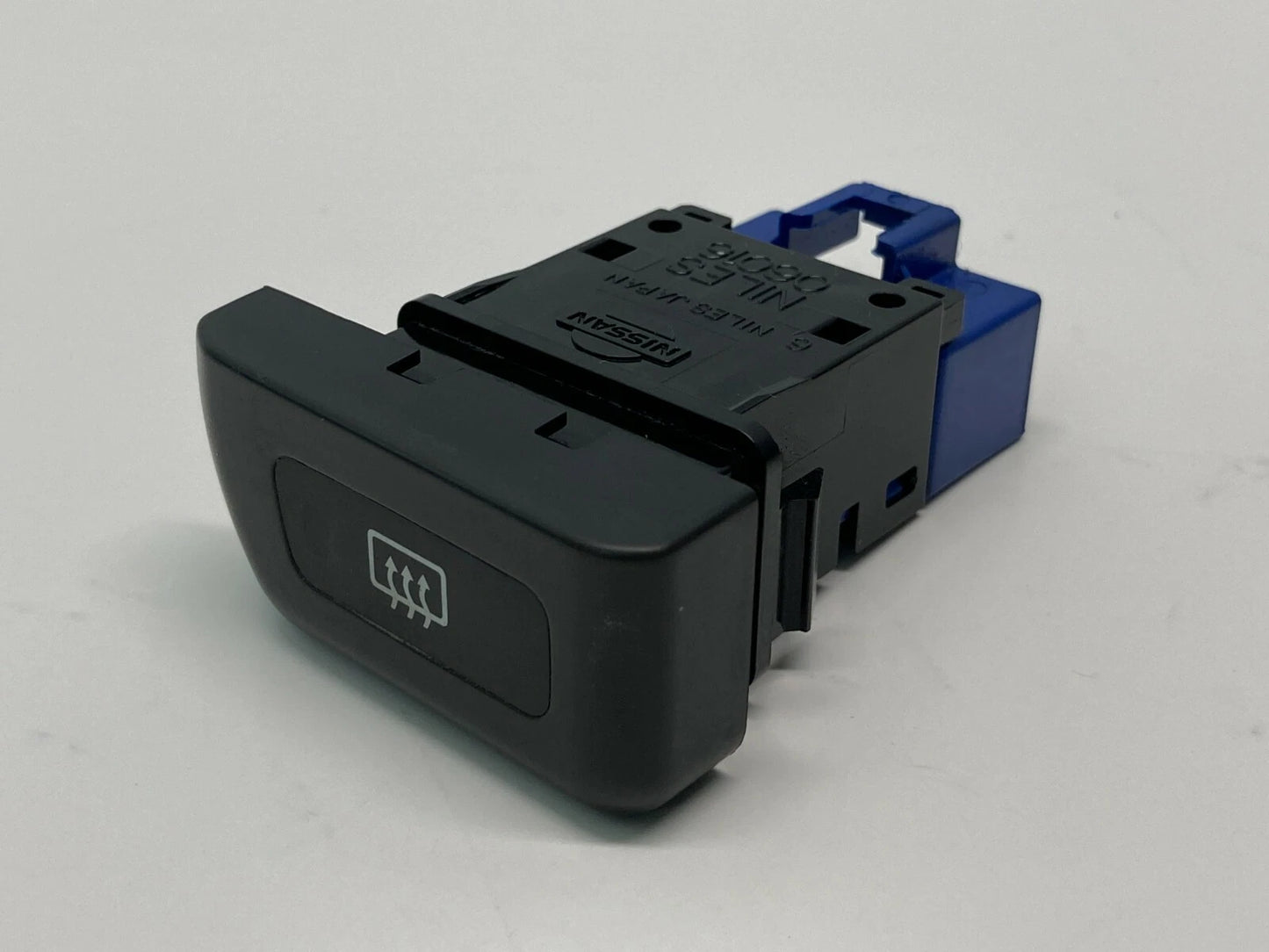 96 97 98 99 00 NISSAN PATHFINDER DASHBOARD DEFROST CONTROL SWITCH BUTTON OEM