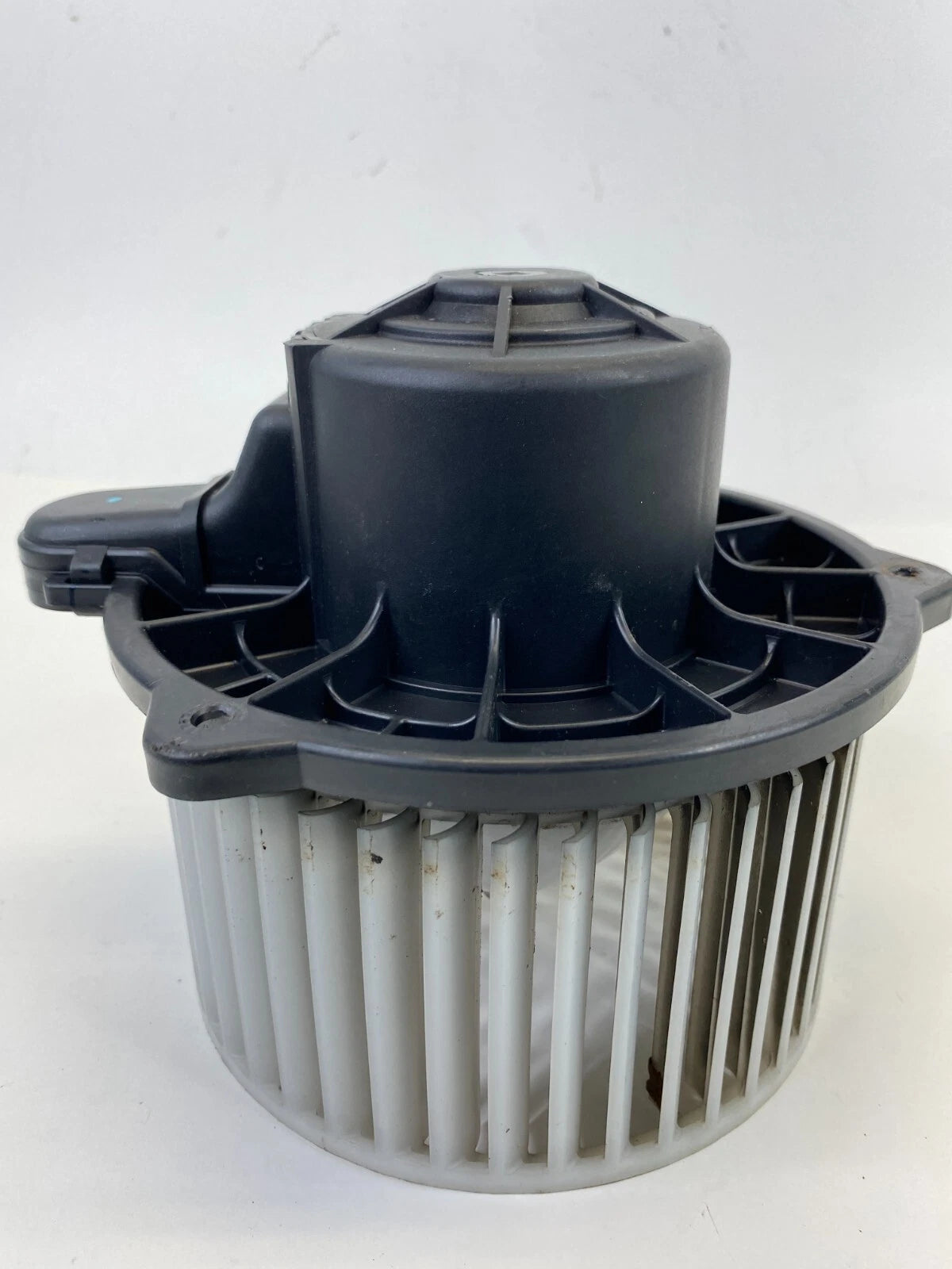 2006-2009 HYUNDAI TUCSON BLOWER MOTOR FRONT HVAC ASSEMBLY OEM FACTORY F00S330024