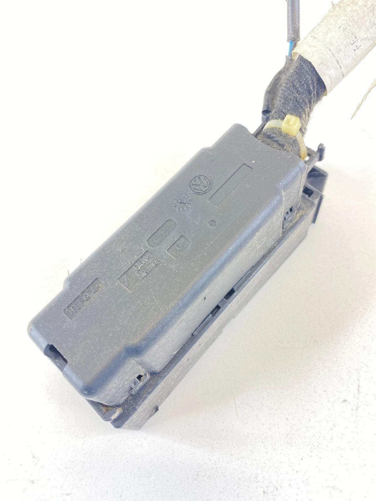 06-10 VOLKSWAGEN NEW BEETLE ABS PUMP CONNECTOR PLUG UNIT COMPUTER WIRE SOCKET