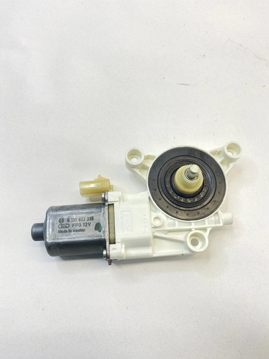 2008-2016 TOWN & COUNTRY REAR LEFT SLIDING DOOR POWER WINDOW MOTOR 0130822335