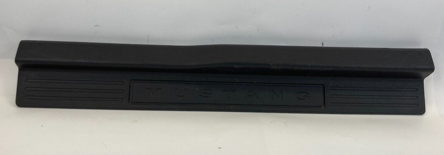 2005-2009 Ford Mustang Front Left Driver Side Door Sill Step Scuff Plate Trim