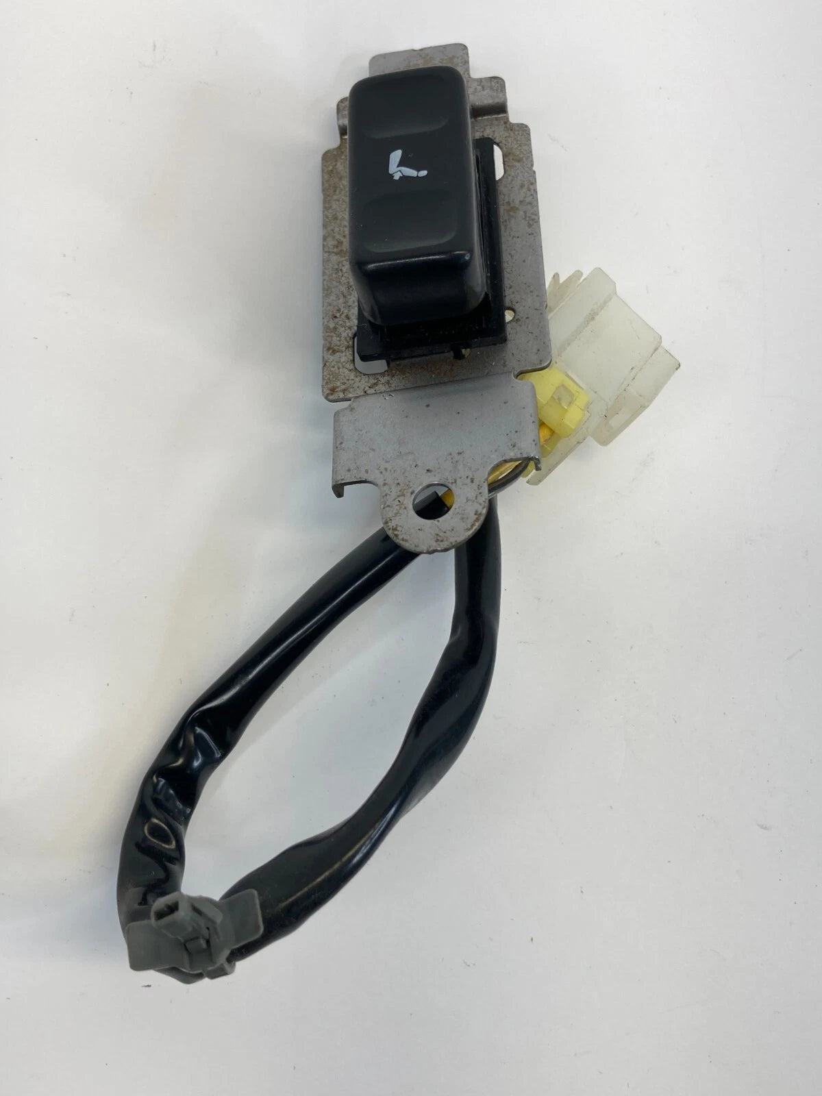 2003-2007 NISSAN MURANO FRONT LEFT DRIVER SEAT LUMBAR ADJUSTMENT SWITCH OEM