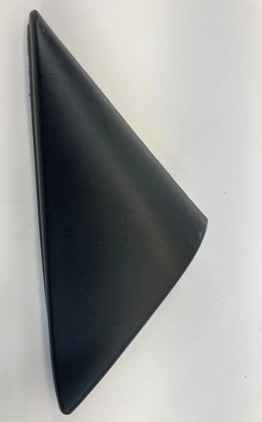 2006-2013 CHEVROLET IMPALA UPPER FRONT RIGHT PASSENGER INSIDE DOOR CORNER COVER