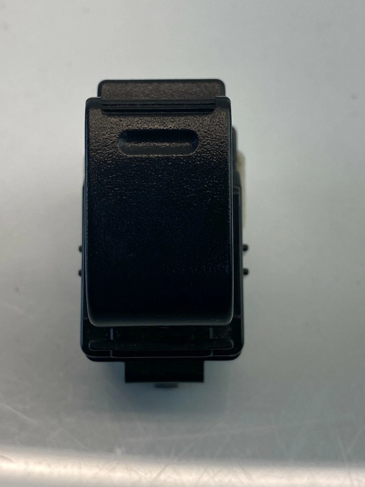 2004-2009 TOYOTA PRIUS 03-08 TOYOTA AVALON REAR RIGHT DOOR WINDOW BUTTON SWITCH