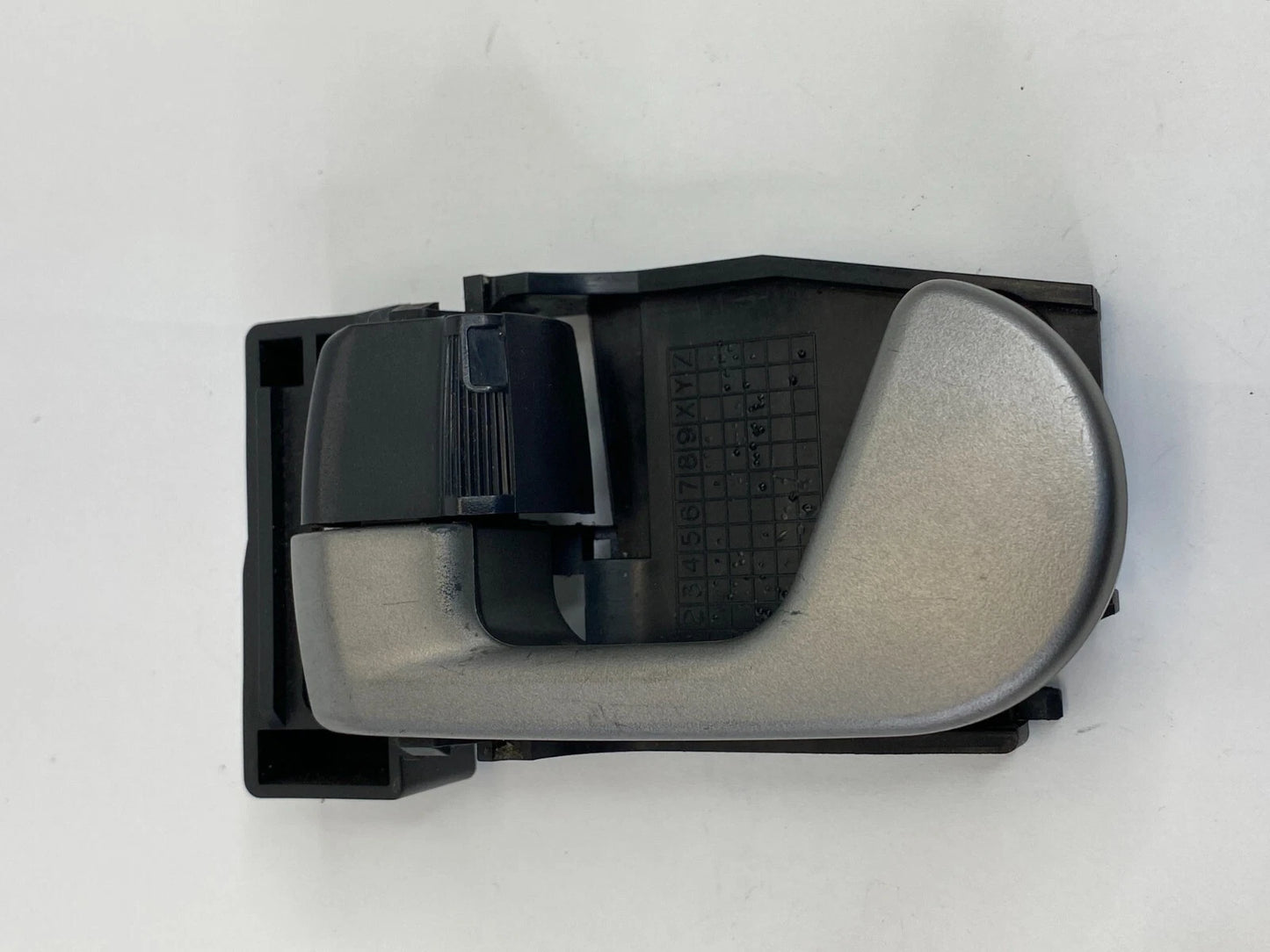 2008-2012 MITSUBISHI GALANT FRONT LEFT DRIVER SIDE INTERIOR DOOR HANDLE MR970139