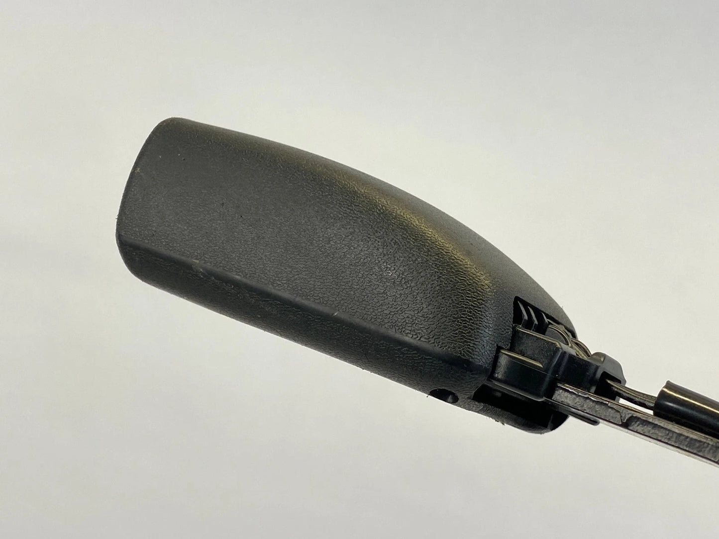 2011 2012 NISSAN ALTIMA FRONT RIGHT PASSENGER SEAT BELT BUCKLE RECEPTACLE OEM