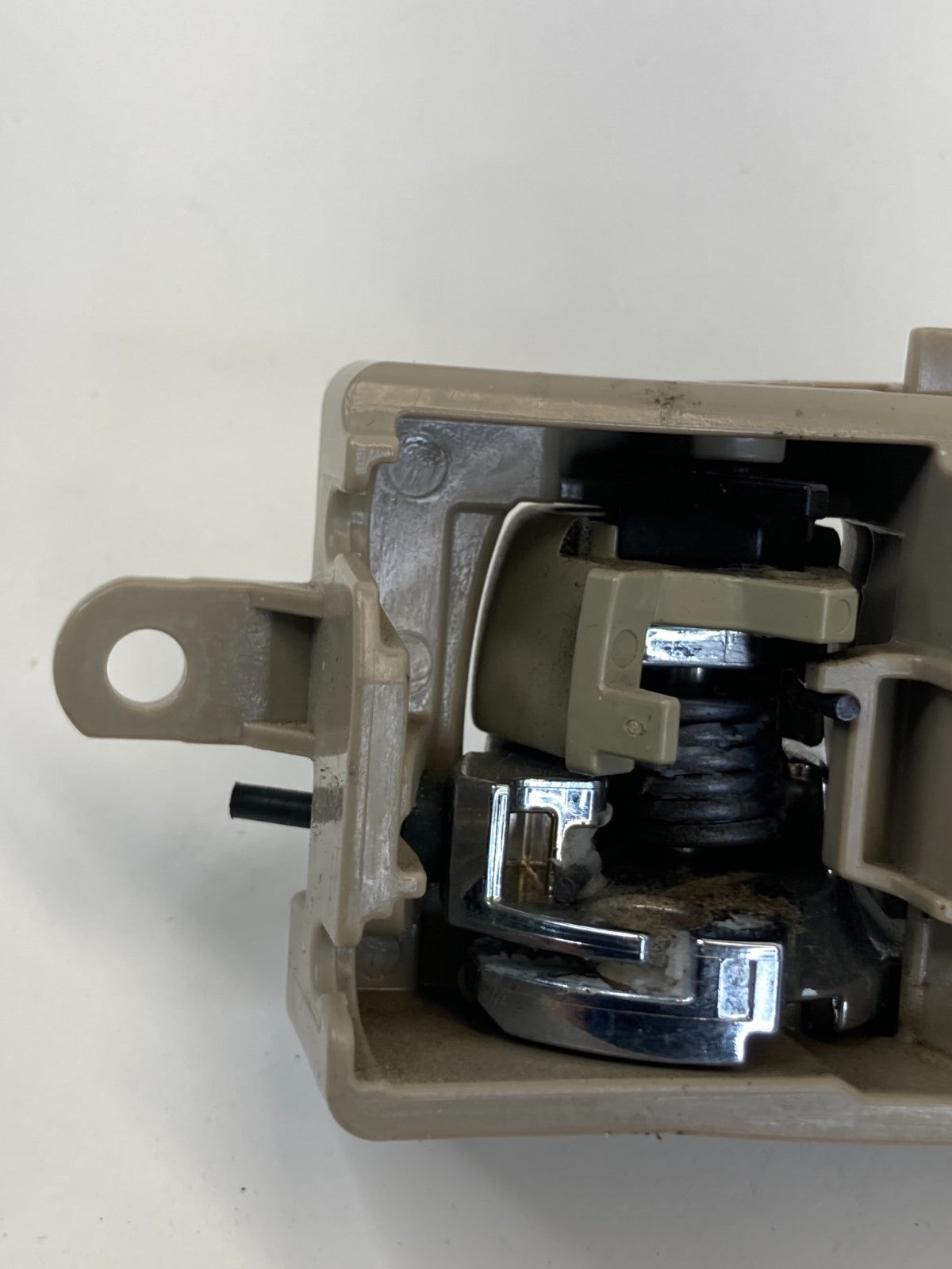 2009-2014 Nissan Murano Rear Right Side Interior Inner Door Handle Assembly OEM