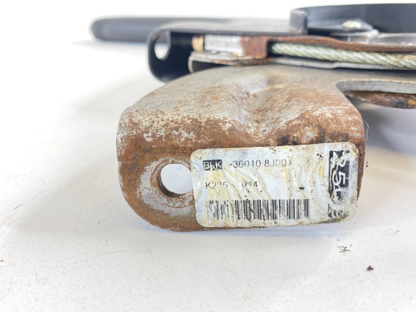 2002-2006 NISSAN ALTIMA SEDAN EMERGENCY PARKING BRAKE LEVER 36010-8J001 OEM