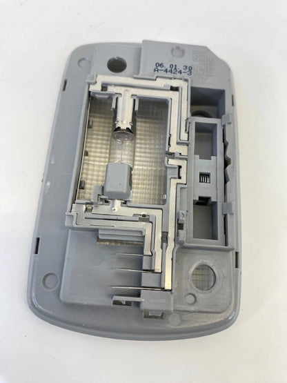 2005-2010 HONDA ODYSSEY OVERHEAD REAR CENTER DOME ROOF MAP LIGHT LAMP OEM