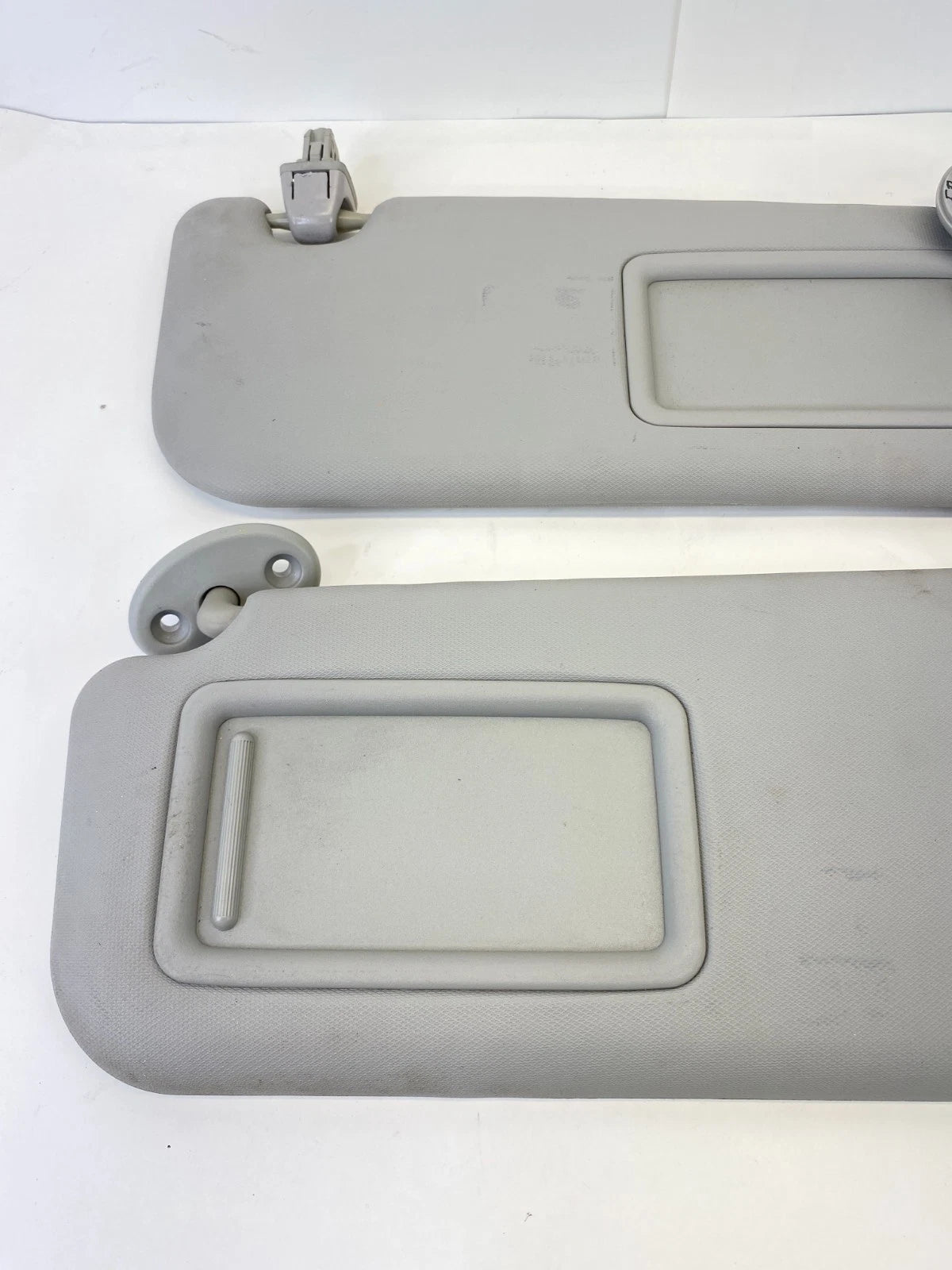 2014-2017 TOYOTA COROLLA LEFT & RIGHT SIDE SUNVISOR SHADE PAIR SET W/ MIRROR OEM