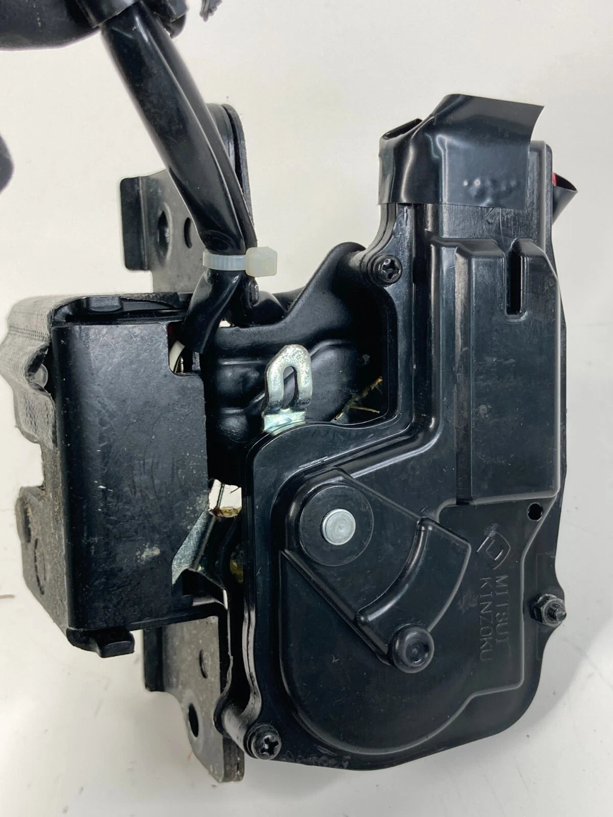 2010 11 12 13 14 2015 TOYOTA PRIUS REAR TRUNK LOCK LATCH ACTUATOR RELEASE OEM