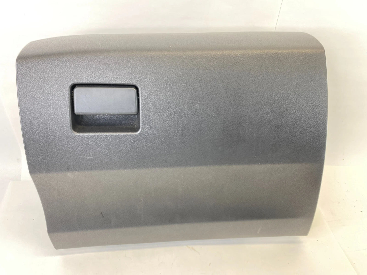 2009-2011 TOYOTA MATRIX DASH GLOVE BOX STORAGE COMPARTMENT ASSY 55550-02240 OEM