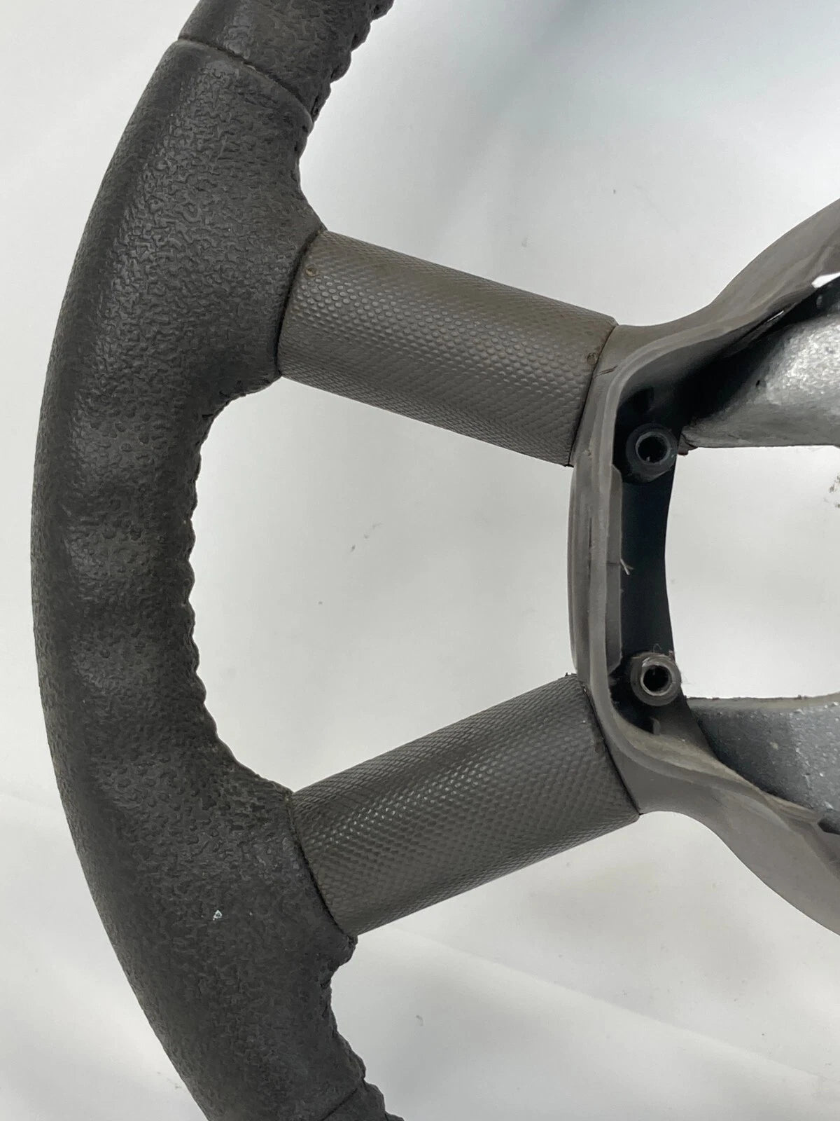 2001 2002 CHRYSLER PT CRUISER BLACK LEATHER STEERING WHEEL WITHOUT CONTROLS OEM