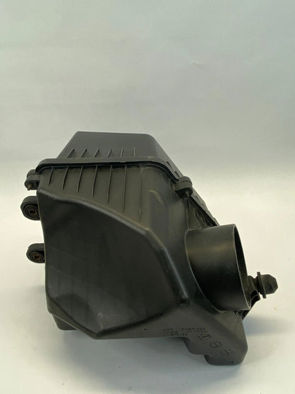 2012-2017 GMC TERRAIN 2.4L ENGINE AIR FILTER CLEANER BOX HOUSING OEM 20861417