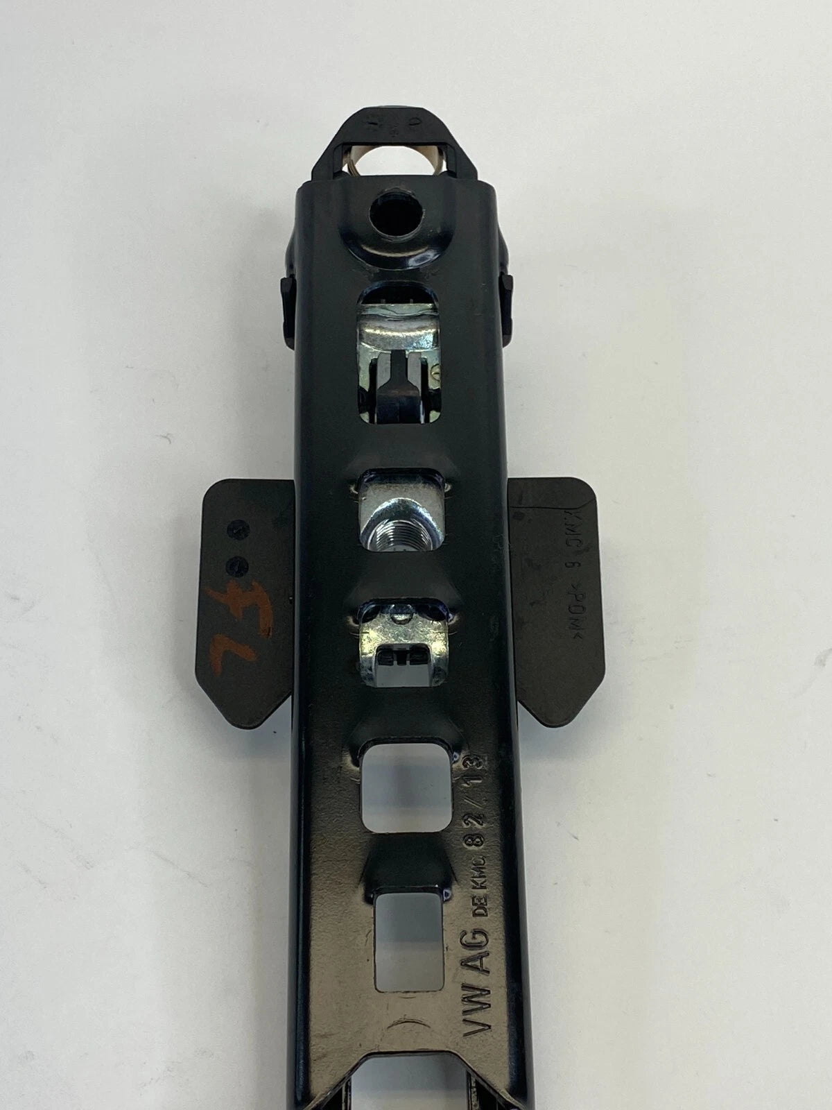 2002-2016 AUDI A4 QUATTRO FRONT LEFT SIDE SEAT BELT HEIGHT ADJUSTER 8K0857833C