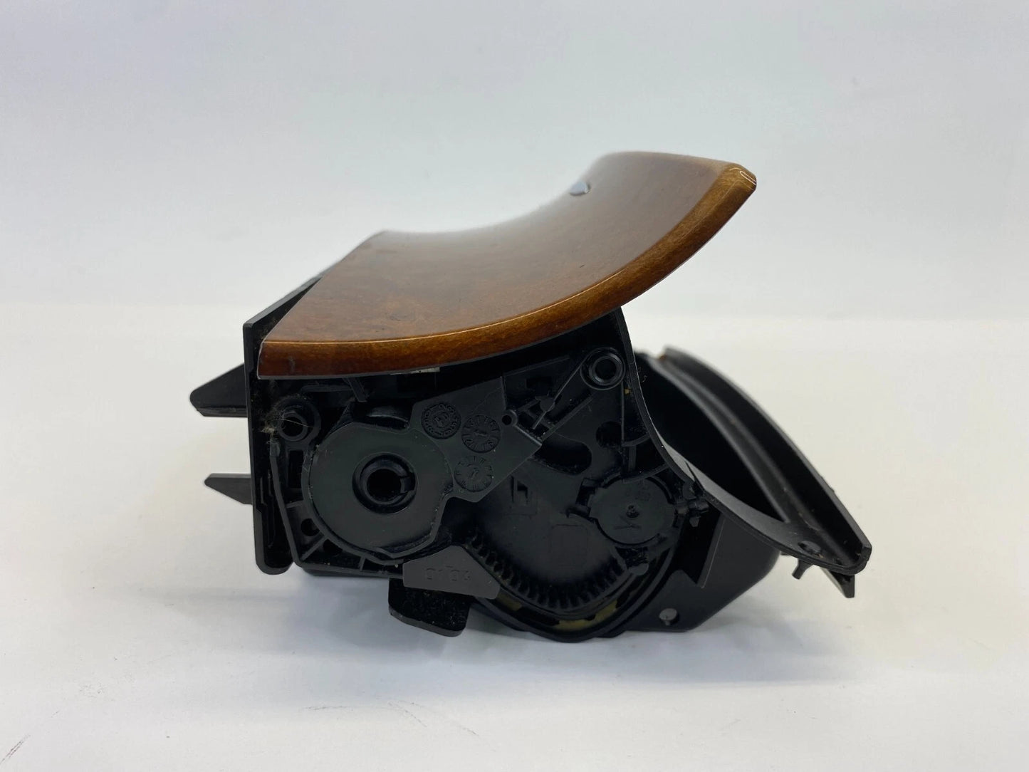 2003-2006 MERCEDES BENZ E500 CENTER DASH ASHTRAY ASH TRAY STORAGE A2118101330