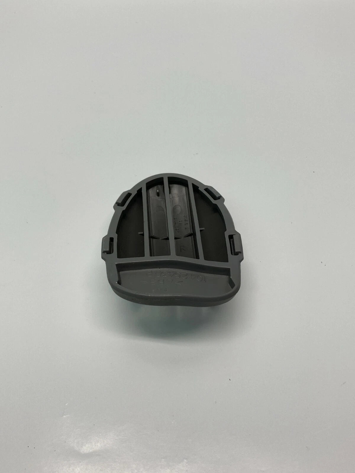 01-05 PONTIAC AZTEK RIGHT PASSENGER SIDE DASH A/C UPPER OUTER AIR VENT DEFLECTOR