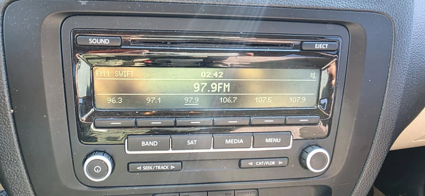 2012-2015 VW VOLKSWAGEN JETTA AM/FM RADIO RECEIVER CD DISC PLAYER 1K0-035-164