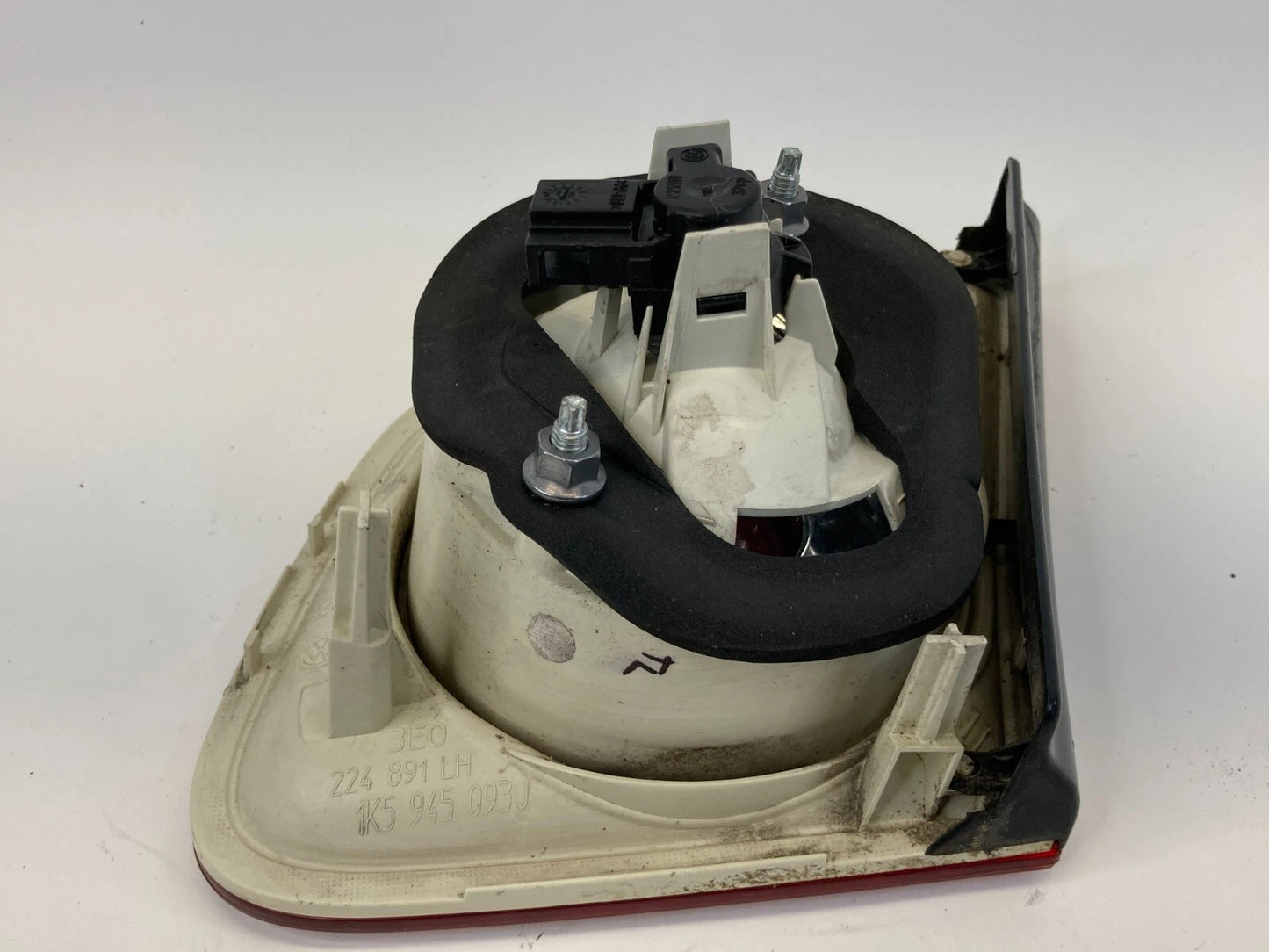 05-07 Volkswagen Jetta Sedan Left Side Inner Tail Light Taillight 1K5945093J OEM