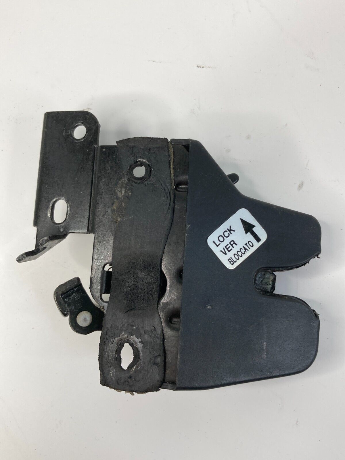 2002-2005 Hyundai Sonata SEDAN Rear Trunk Lock Latch Actuator Release Assy OEM