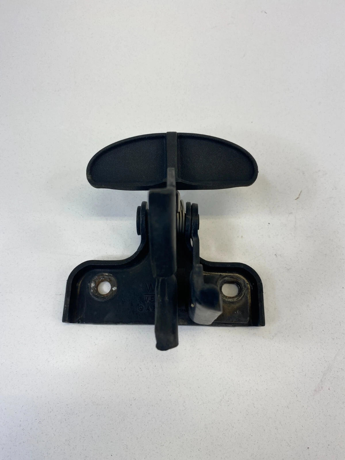 2006-2012 MERCEDES-BENZ R350 HOOD LOCK SAFETY CATCH RETAINING HOOK A2198800064
