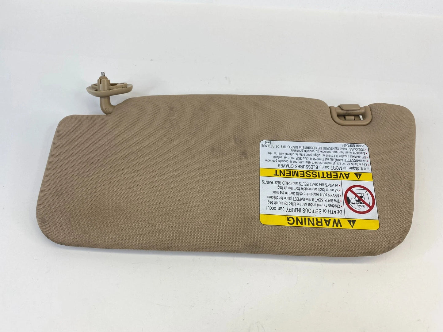 2003-2005 SUBARU FORESTER RIGHT PASSENGER SUNVISOR SUN VISOR SHADE OEM