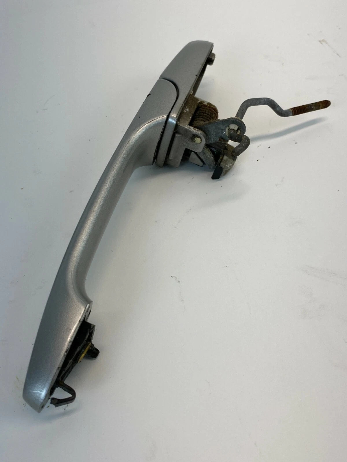 2006 2007 CHEVROLET IMPALA REAR RIGHT PASSENGER SIDE EXTERIOR DOOR HANDLE OEM