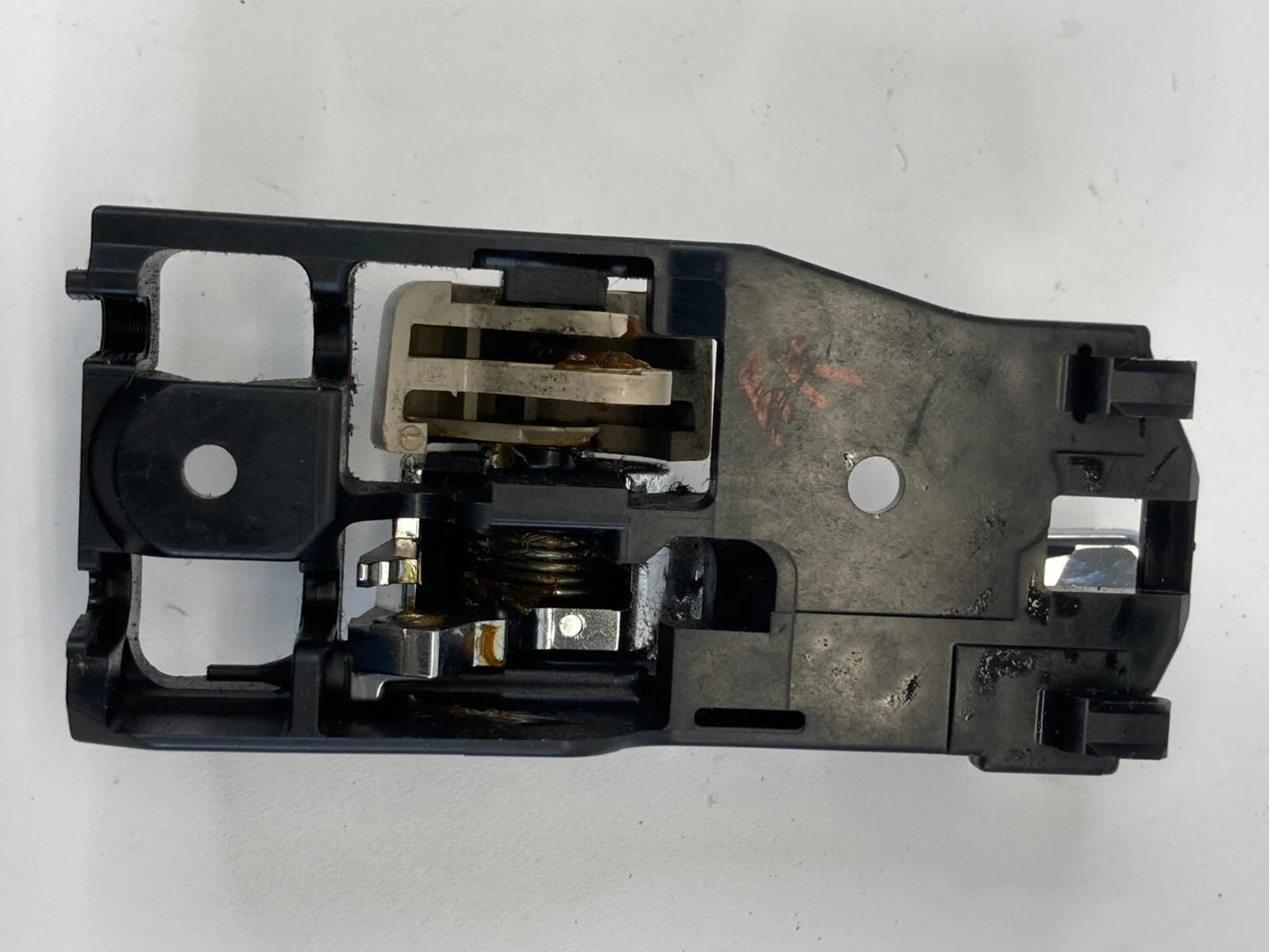 1999-2003 LEXUS RX300 REAR RIGHT BACK SIDE INTERIOR INNER DOOR HANDLE OEM