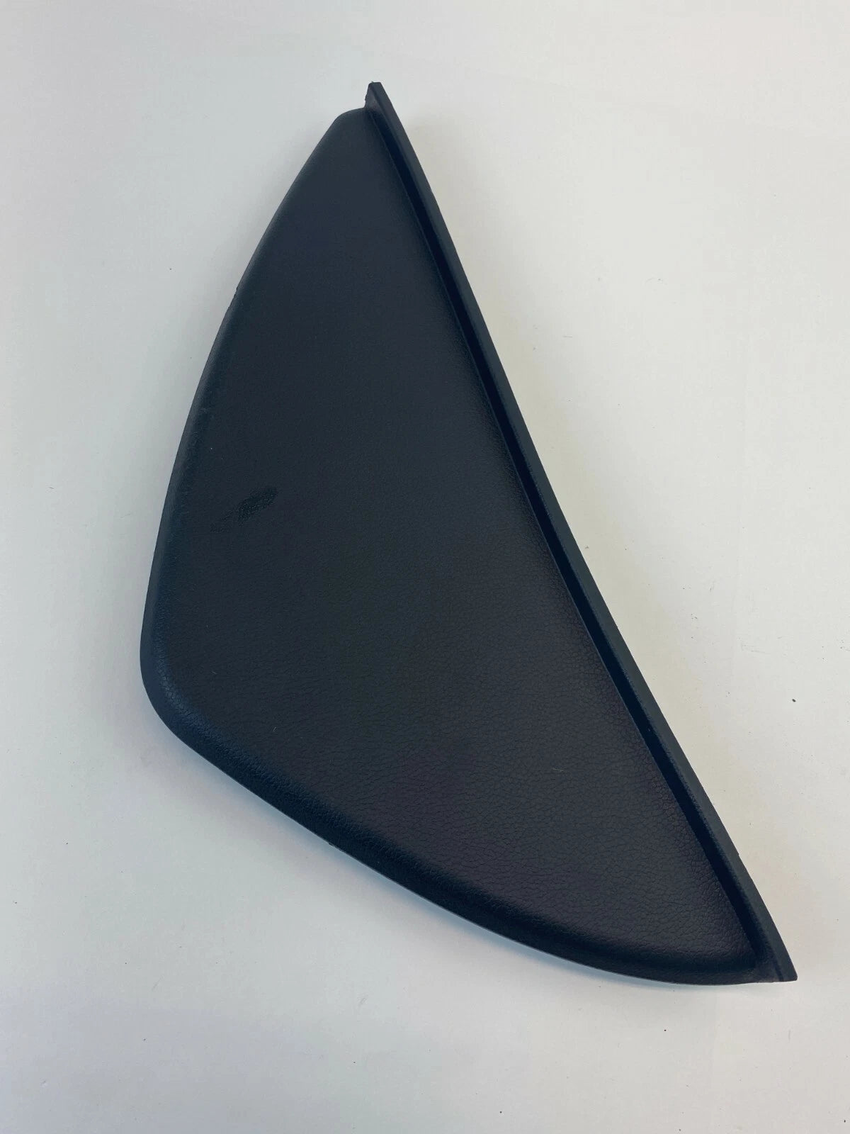 2011-2014 HYUNDAI SONATA FRONT LEFT DRIVER SIDE END CAP DASH COVER TRIM OEM