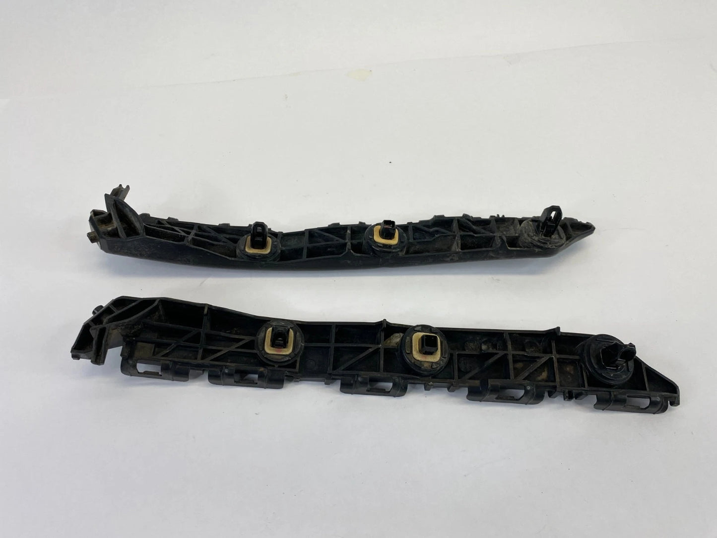 2008-2015 SCION XB REAR BUMPER LEFT & RIGHT SUPPORT BRACKET SET 52576-12180