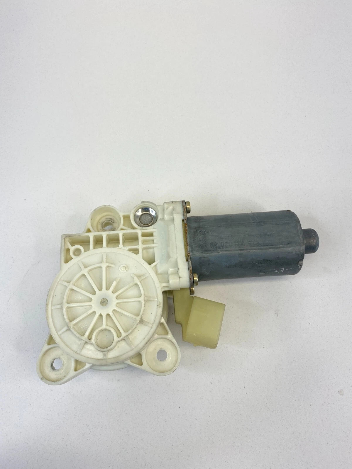 2003-2009 MERCEDES-BENZ E320 FRONT LEFT DRIVER DOOR WINDOW MOTOR A2118202942 OEM
